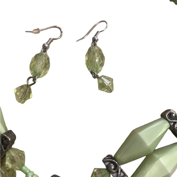 3-Piece Necklace & Earrings Set Lime Green Stone New With Tags NWT Jewelry - Picture 8 of 8